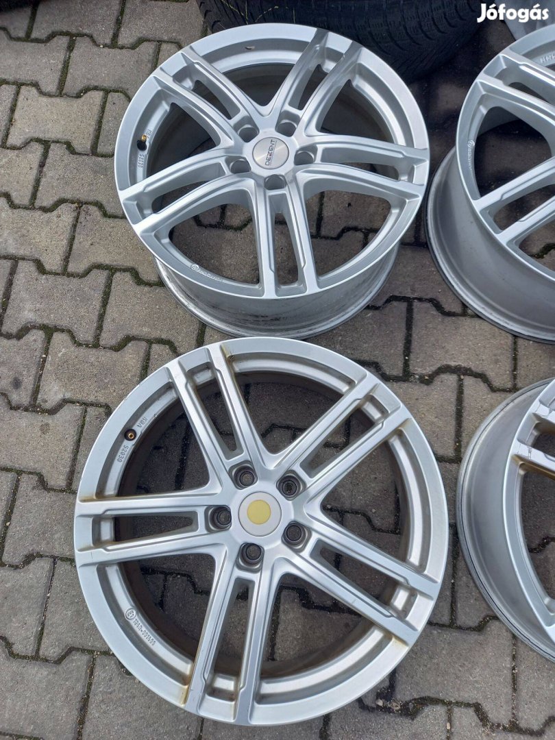 5x112 lyukosztású 8JJ 19" újszerű Dezent alufelni Exx