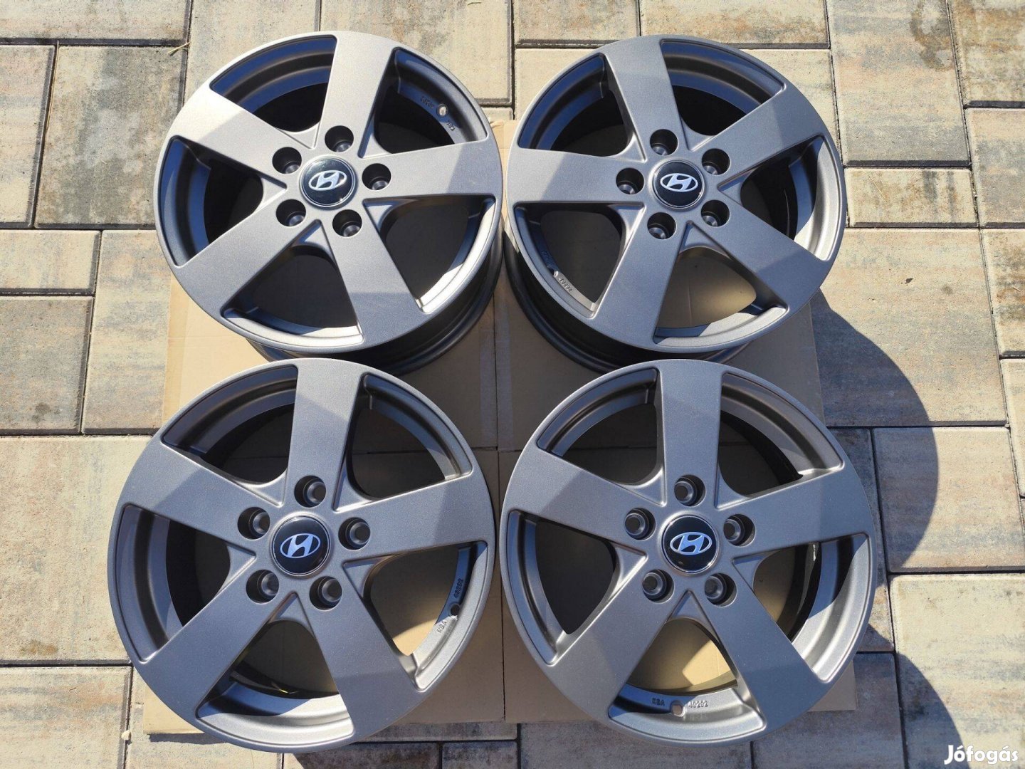 5x114,3 15 Hyundai, Kia, új német Dezent alufelni