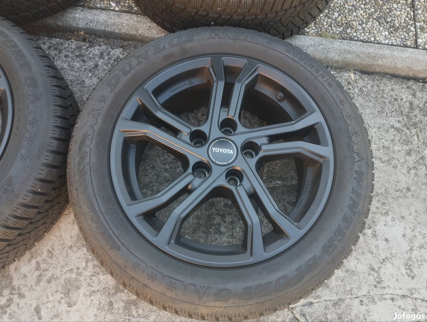 5x114,3 16 Toyota Corolla - Dunlop 205/55 r16 " téli + Tpms