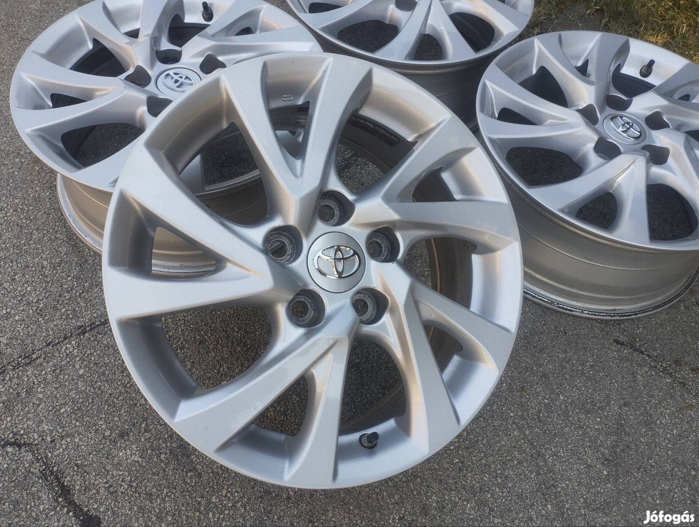 5x114,3 16 Toyota gyári Auris alufelni r16 " + Tpms