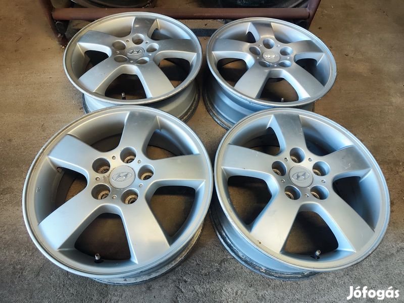 5x114,3 16" Gyári Hyundai Tucson Alufelni Felni 90Garage #1475
