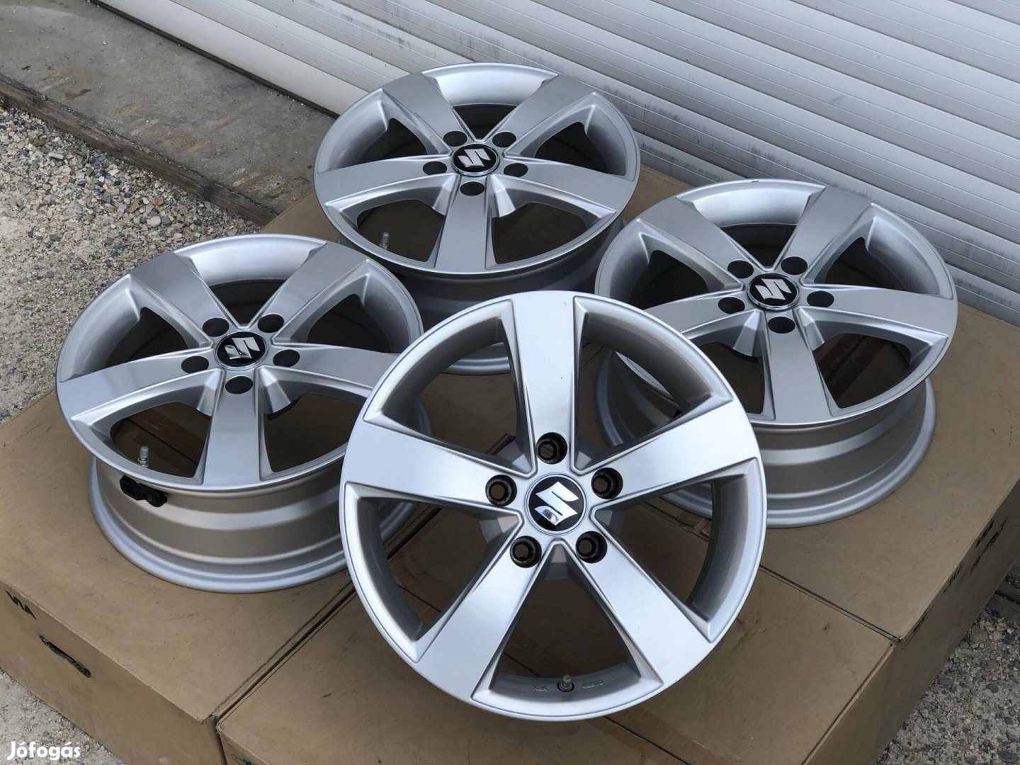 5x114.3 16" Oxxo Suzuki Toyota Alufelni 16 col 