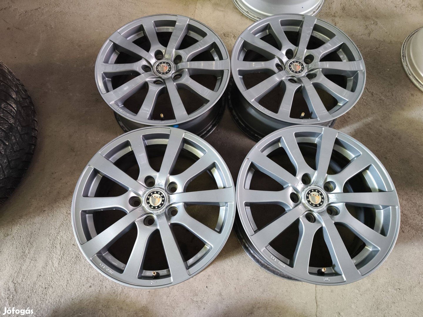 5x114,3 16" Platin Alufelni Felni 90Garage #84