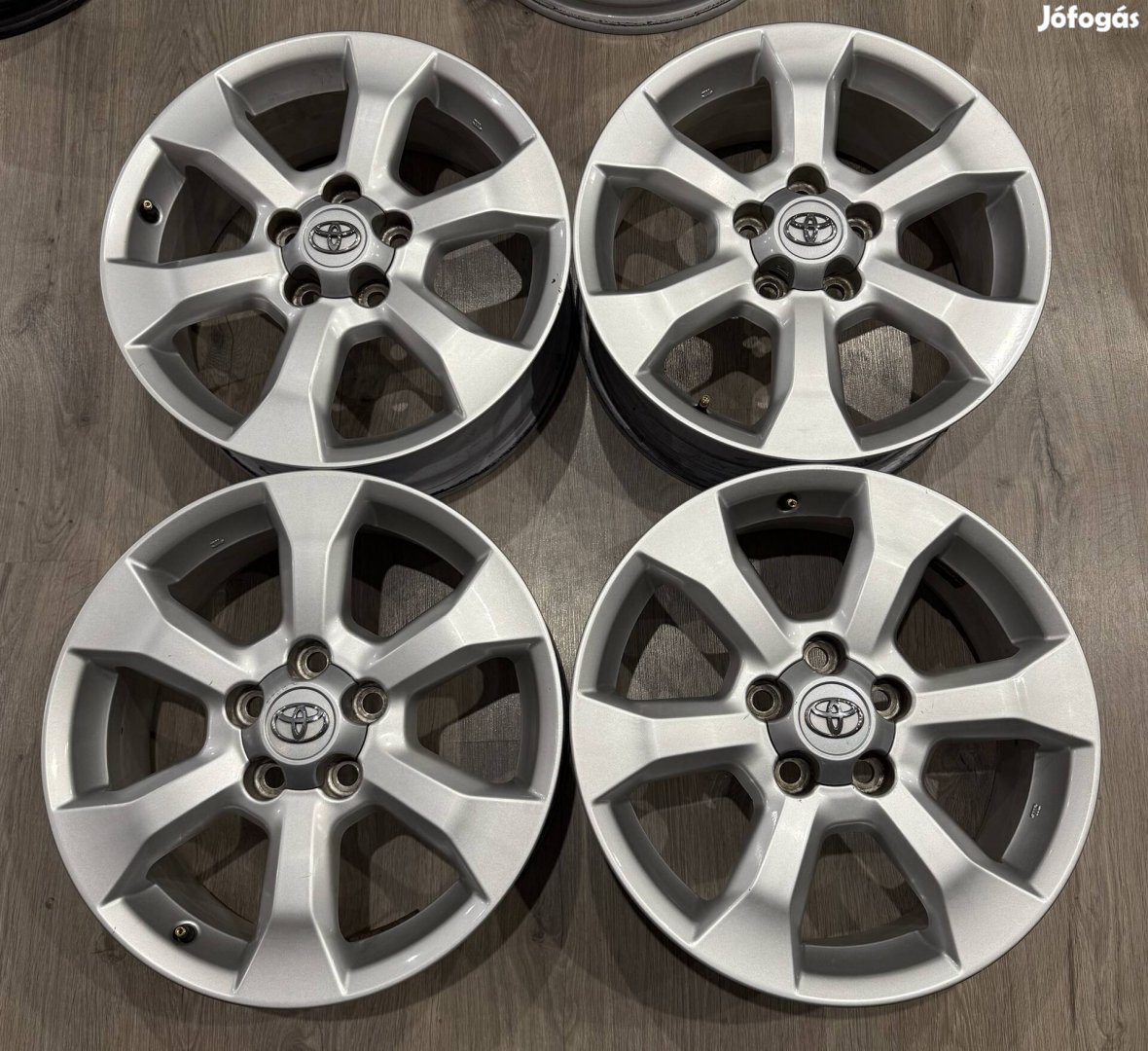 5x114.3 17 Toyota gyári alufelni Rav4 Avensis Corolla felni 