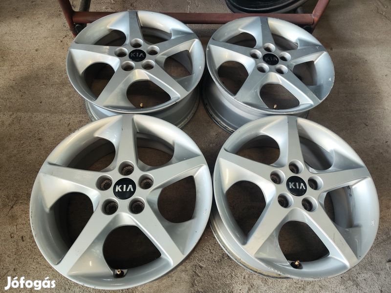 5x114,3 17" Gyári KIA Ceed Sport Alufelni Felni 90Garage #795