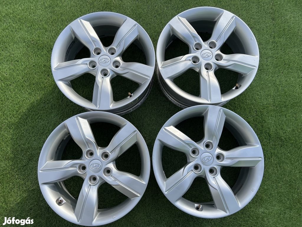 5x114.3 17" Hyundai gyári alufelni 7Jx17h2 ET47