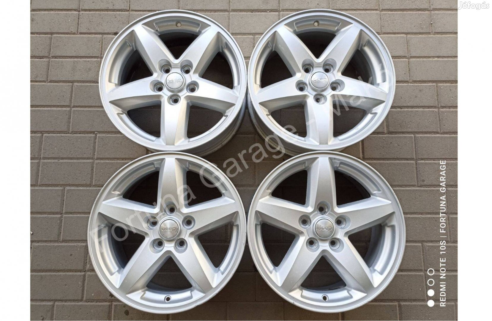 5x114,3 17" Jeep Cherokee / Liberty használt alufelni garnitúra