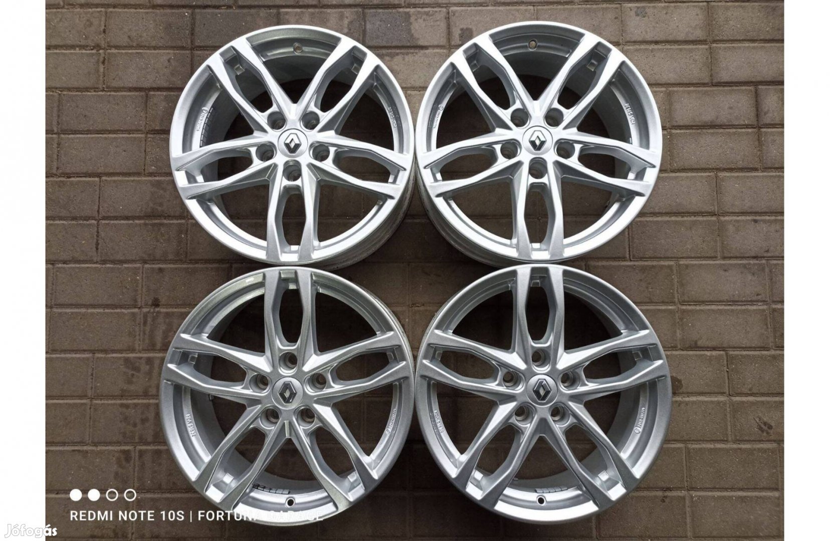5x114,3 17 Renault újszerű alufelni garnitúra