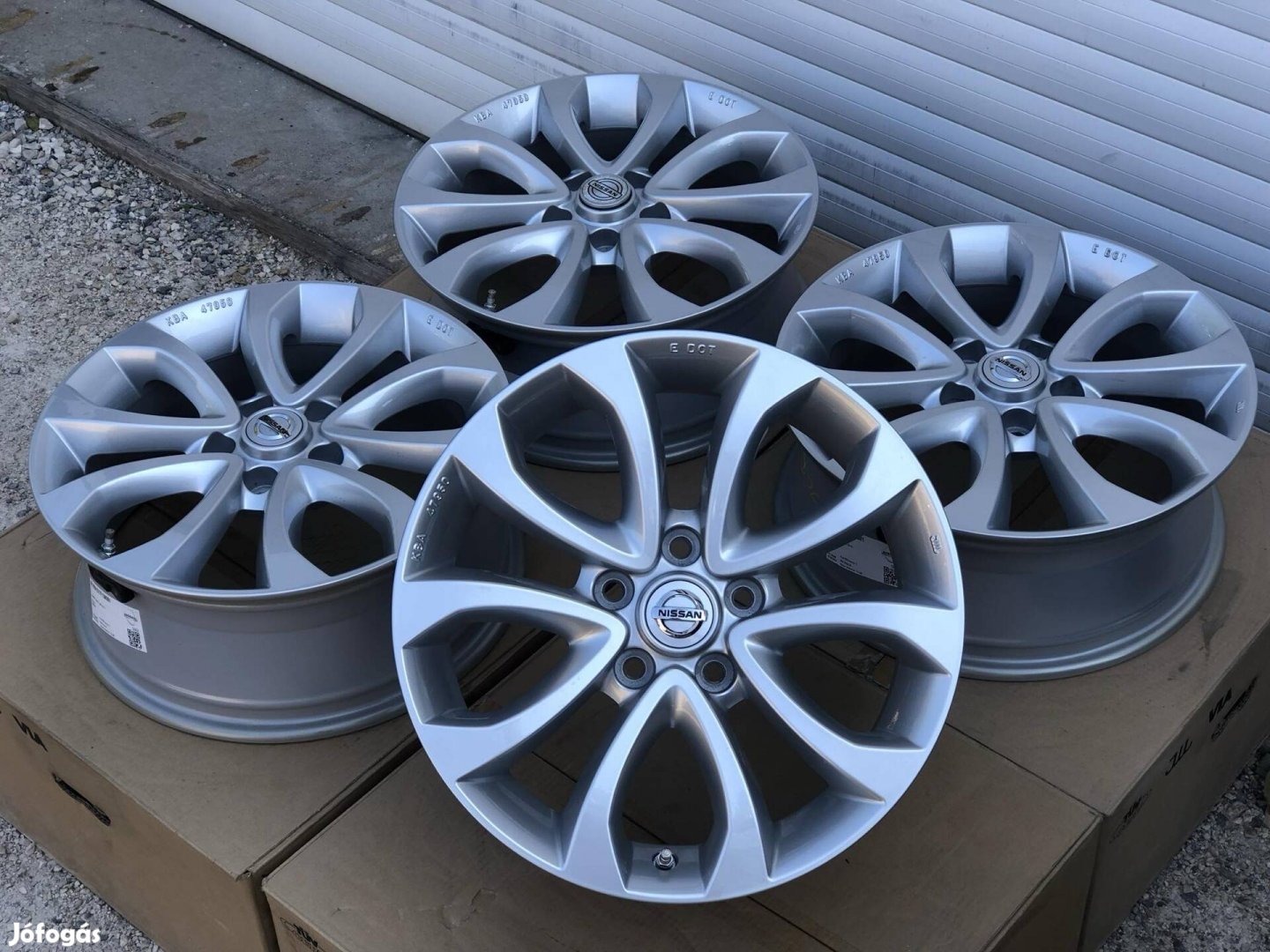 5x114.3 17" Új Gyári Nissan Alufelni 17 col 