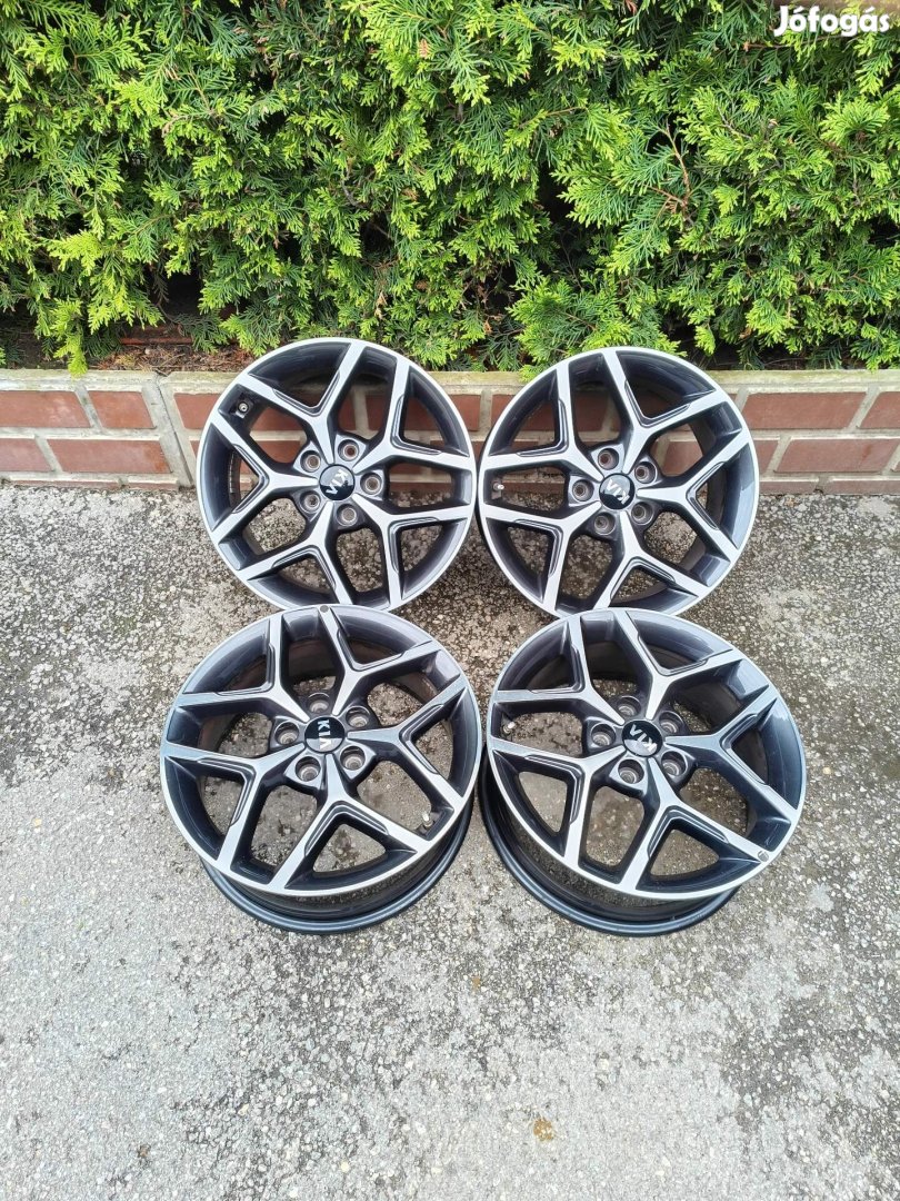 5x114,3 17 / 17" Gyári Kia / Hyundai alufelni, szenzorok