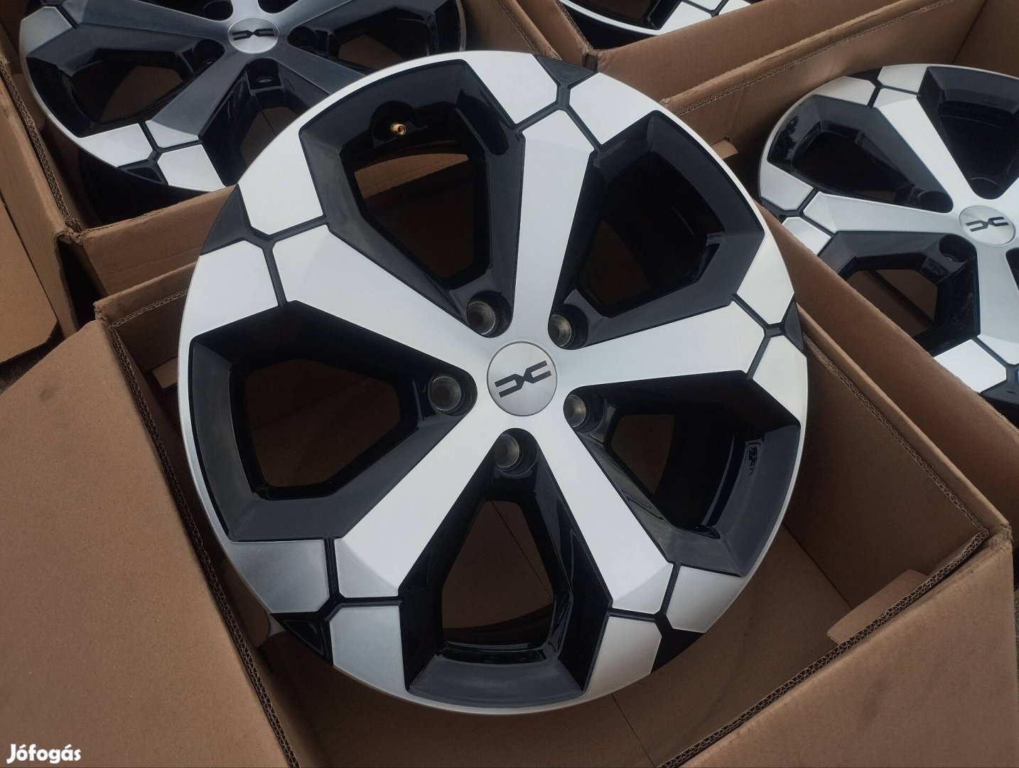 5x114,3 18 Dacia Duster Bigster gyári alufelni r18 "