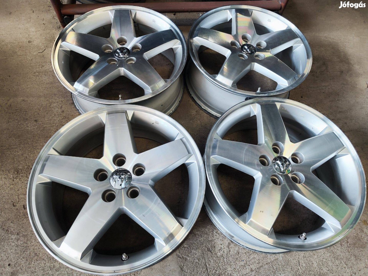 5x114,3 18" Gyári Dodge Alufelni Felni 90Garage #1093