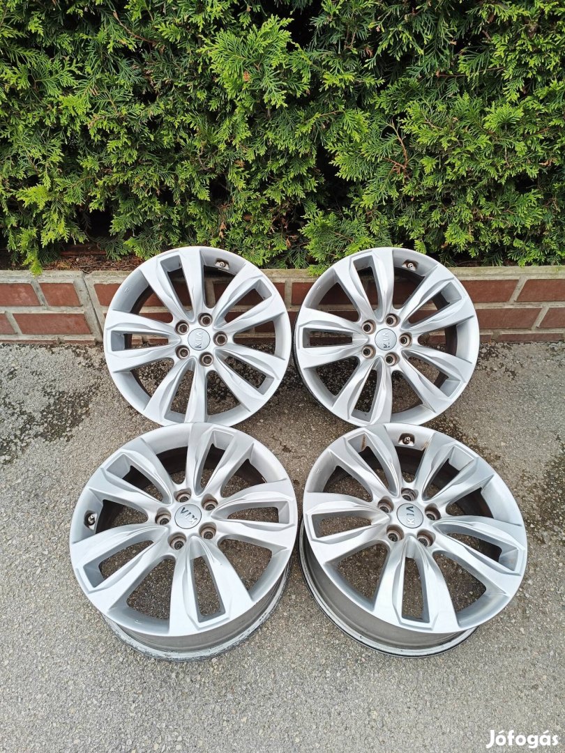 5x114,3 18 / 18" Gyári Kia / Hyundai alufelni, szenzorok