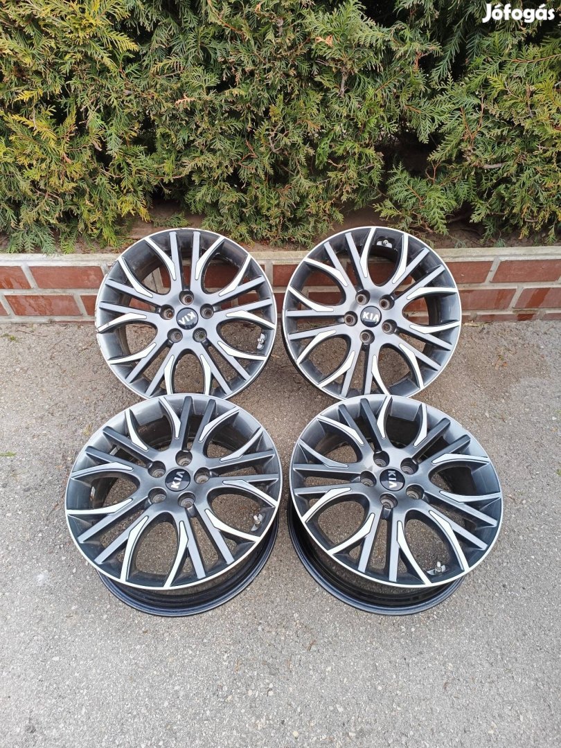 5x114,3 18 / 18" Gyári Kia / Hyundai alufelni, szenzorokkal együtt