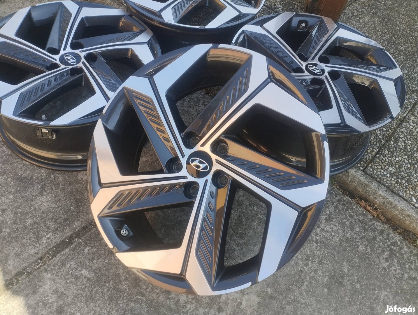 5x114,3 19 Hyundai gyári alufelni r19 " Tpms Tucson