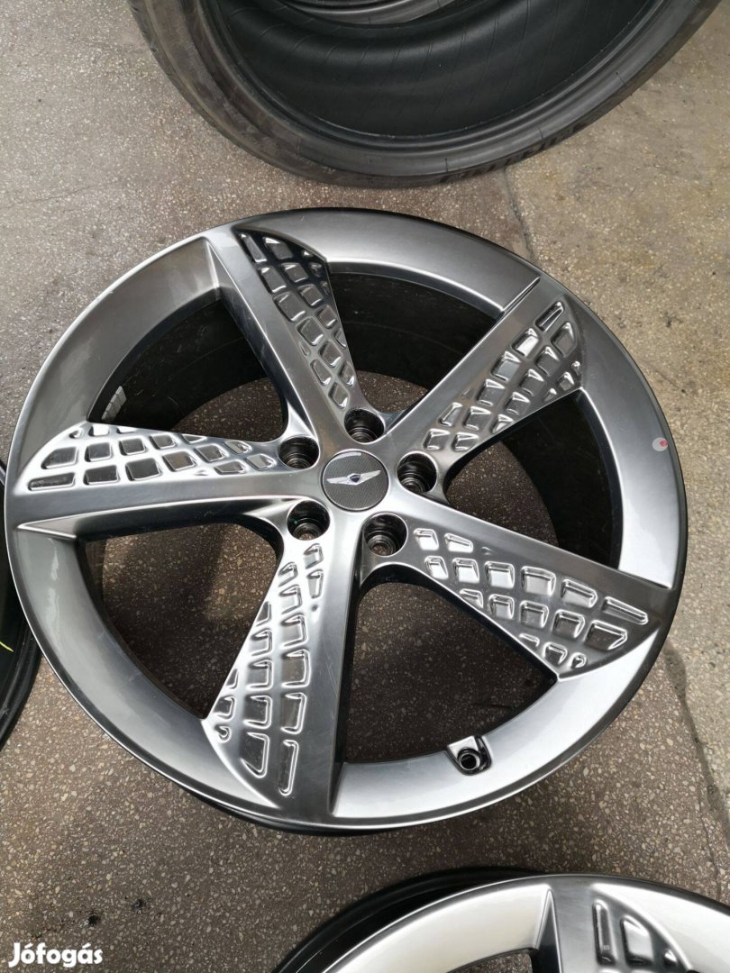 5x114,3 21 Gyári Hyundai. Kia alufelni 255000ft a 4db/164/
