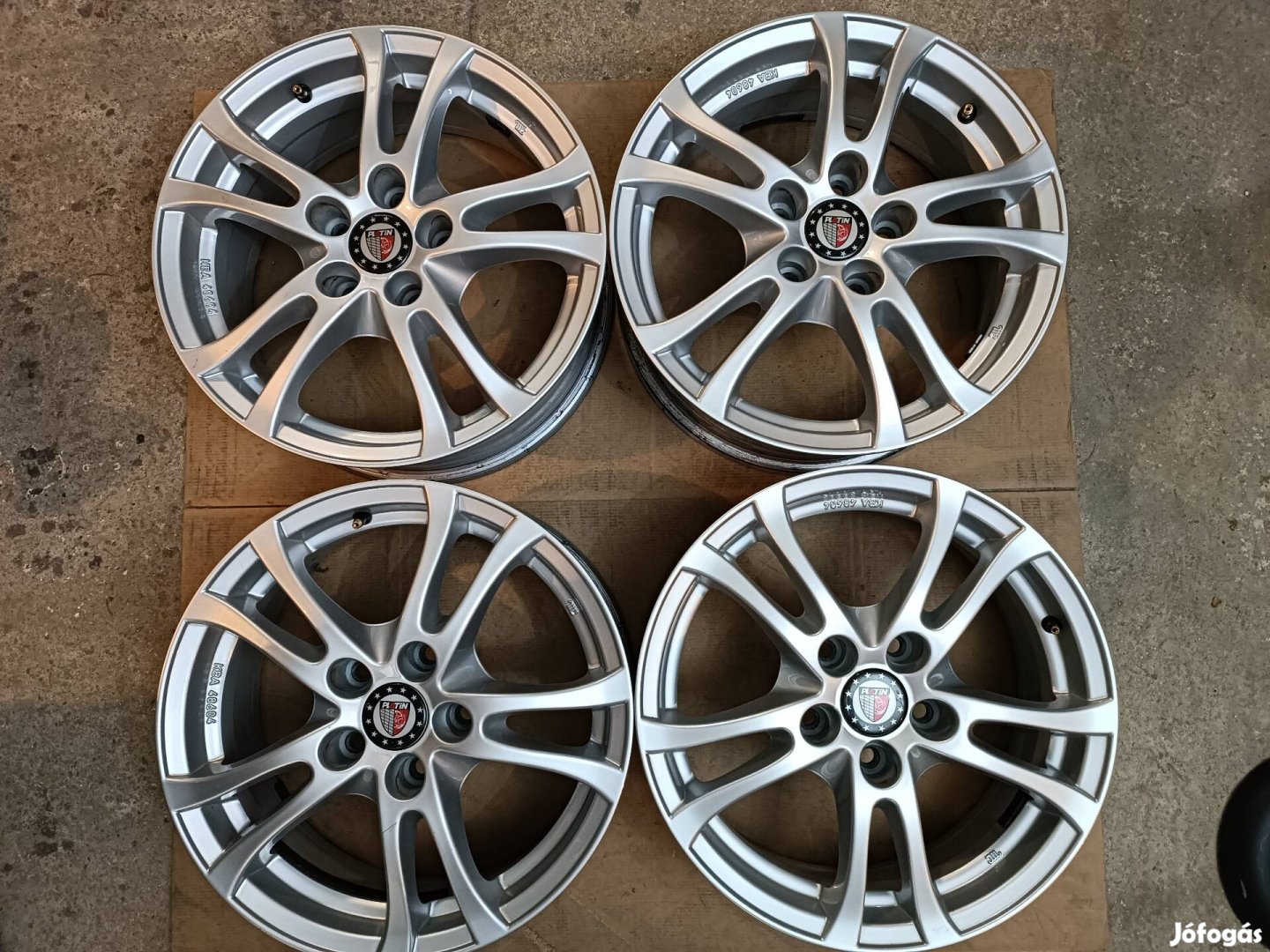 5x114,3 6,5x16" r16 Platin alufelni garnitúra 