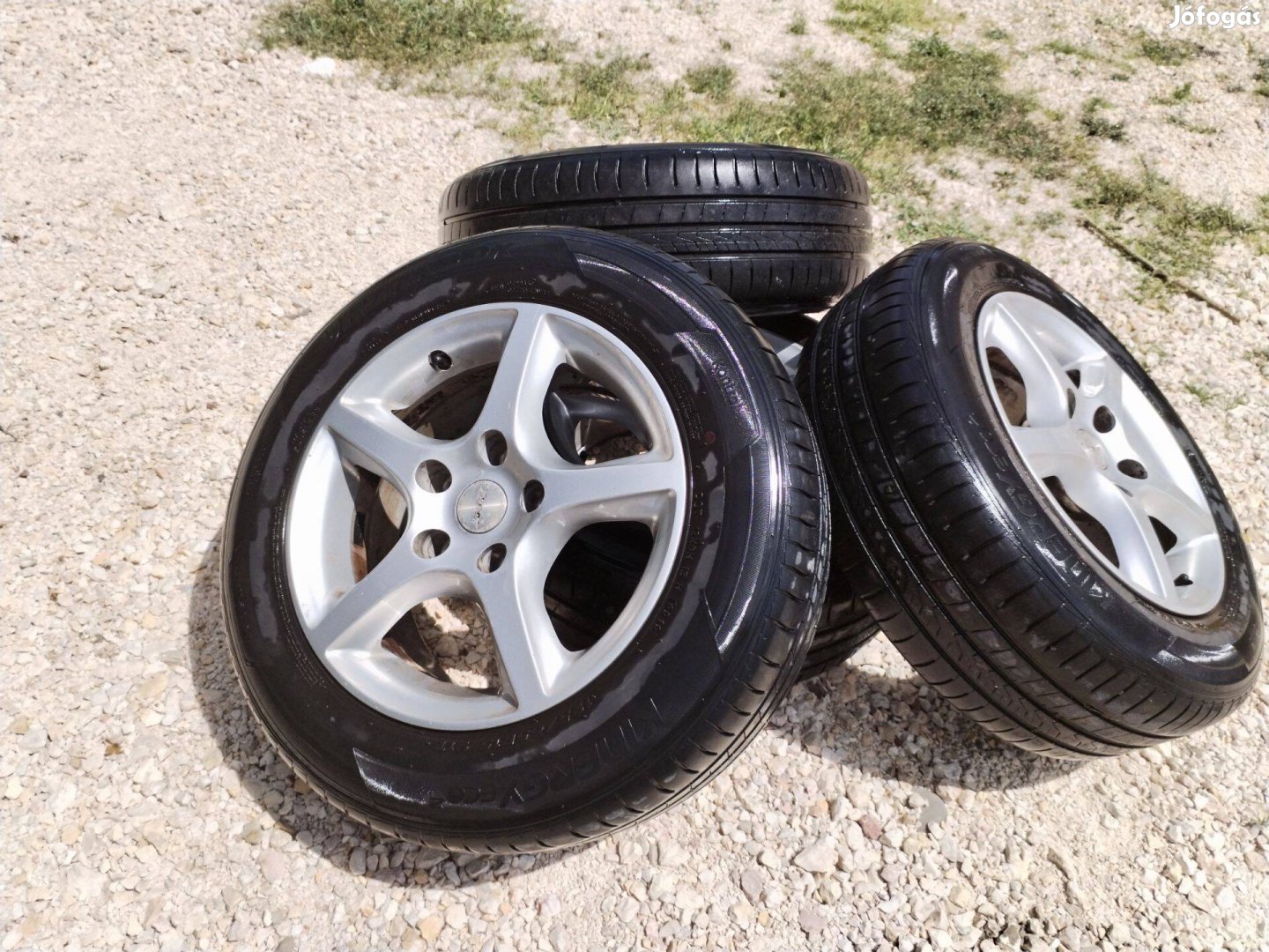 5x114.3 Alufelni 15" nyári kerék szett Hankook 195/65-15