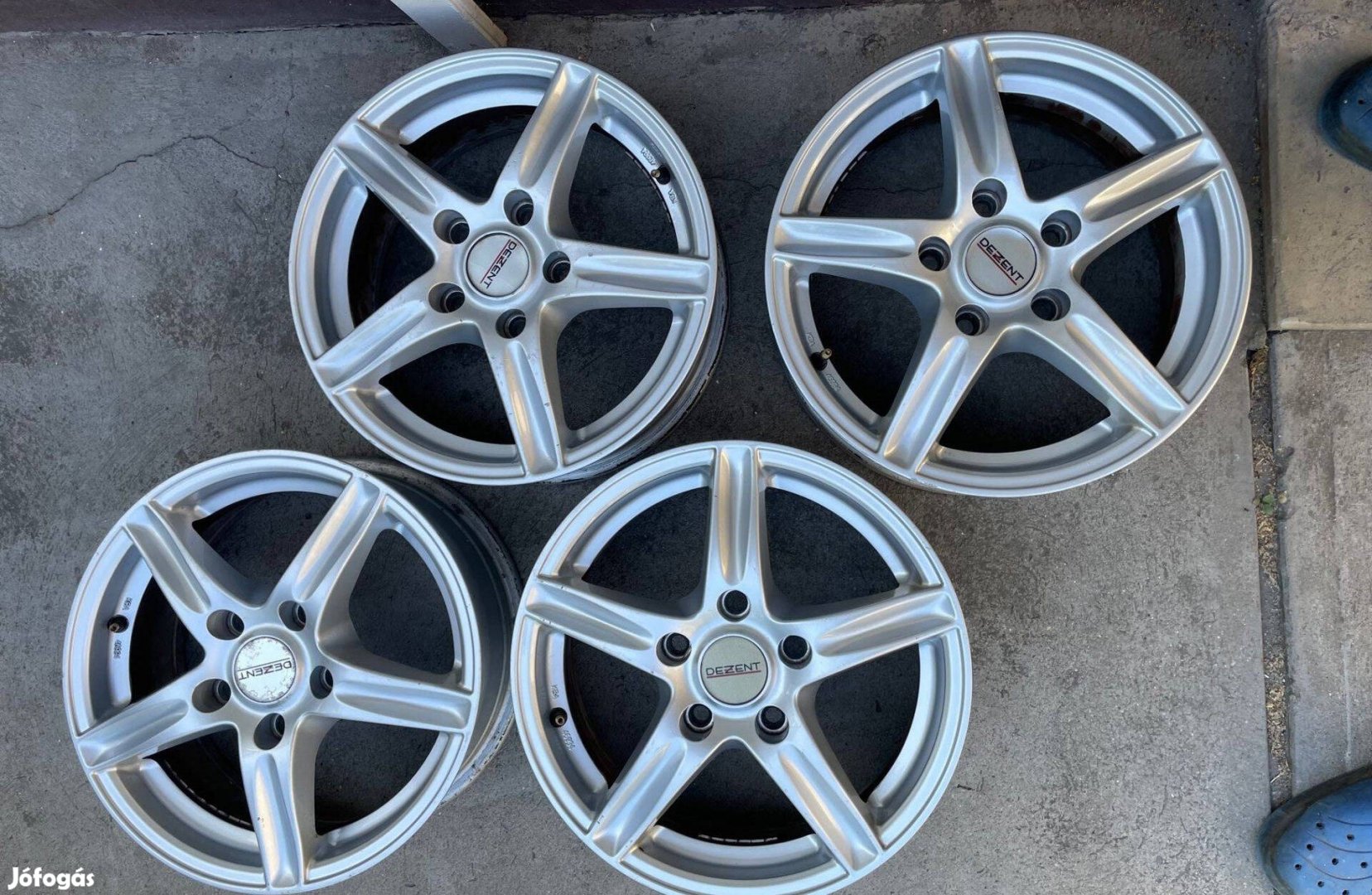 5x114,3 Dezent alufelnik 15" méretben szép állapotban olcsón