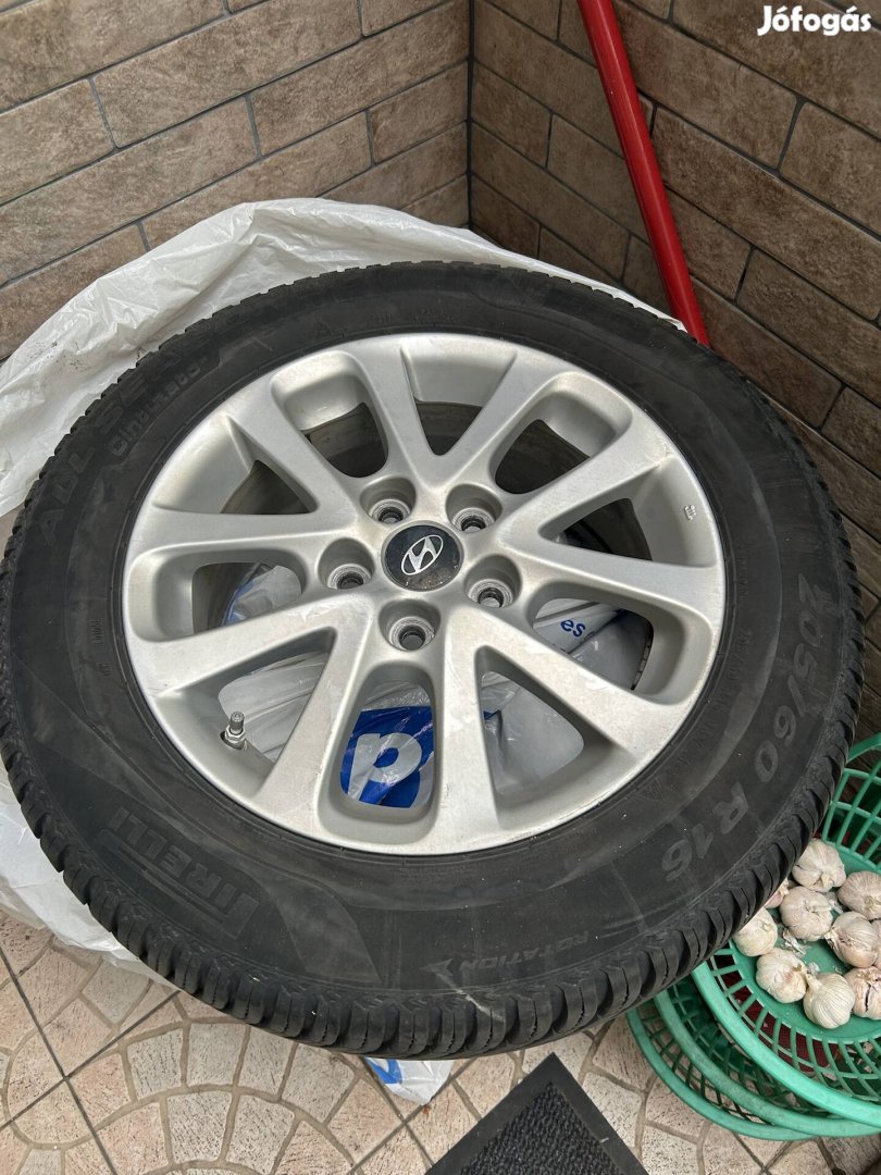 5x114,3 Et 50. 4 felni gumikkal