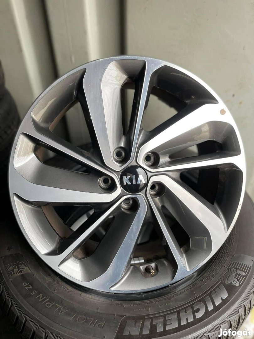 5x114,3 Gyari KIA 18" R18 5x114.3 újszerű