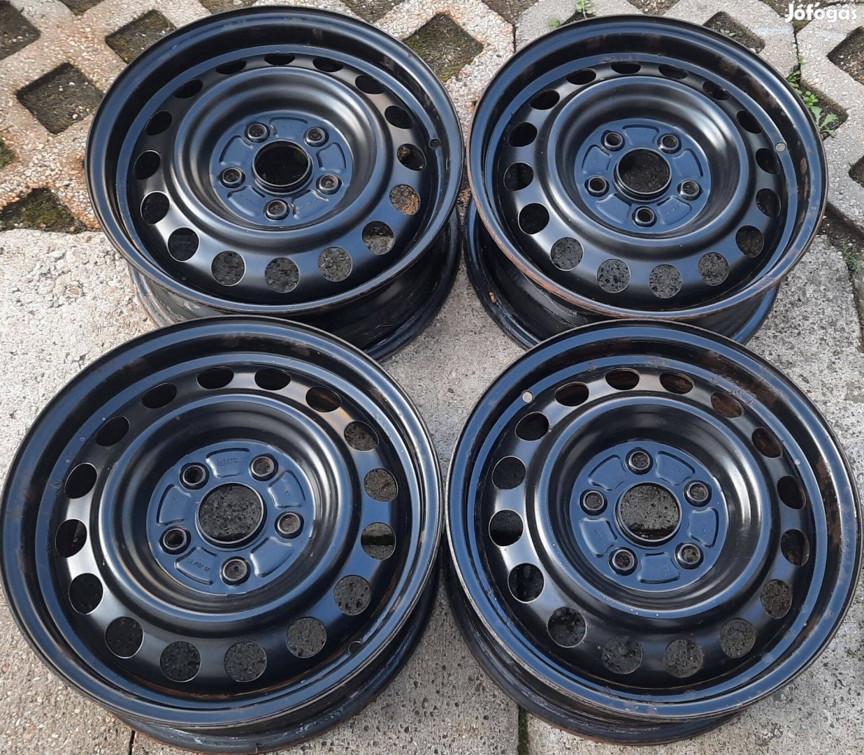 5x114.3 Gyári Lemezfelni 15" Suzuki, Toyota