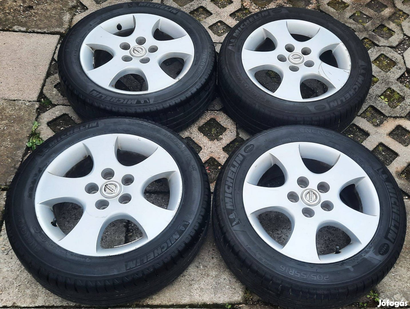 5x114.3 Gyári Nissan Alufelni 16"