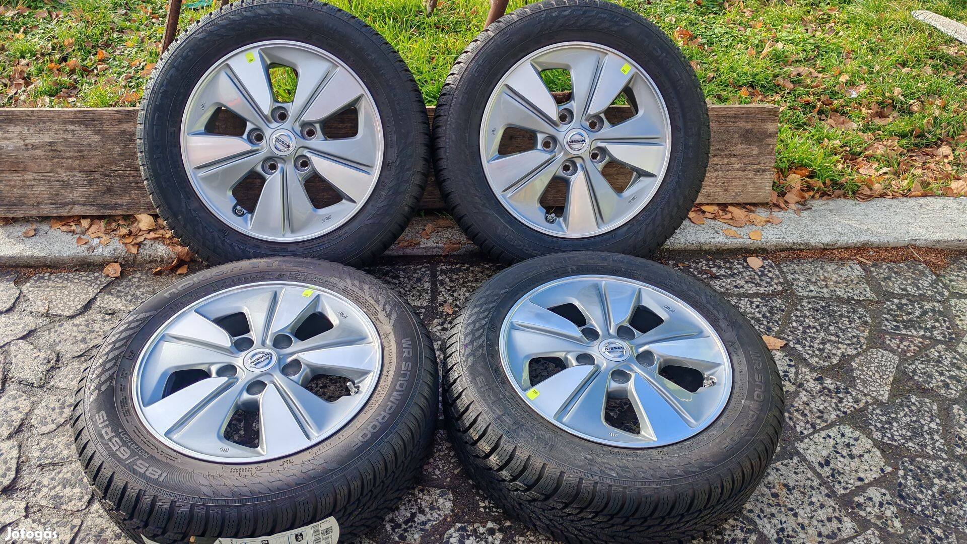 5x114,3 R15 - Nissan Leaf