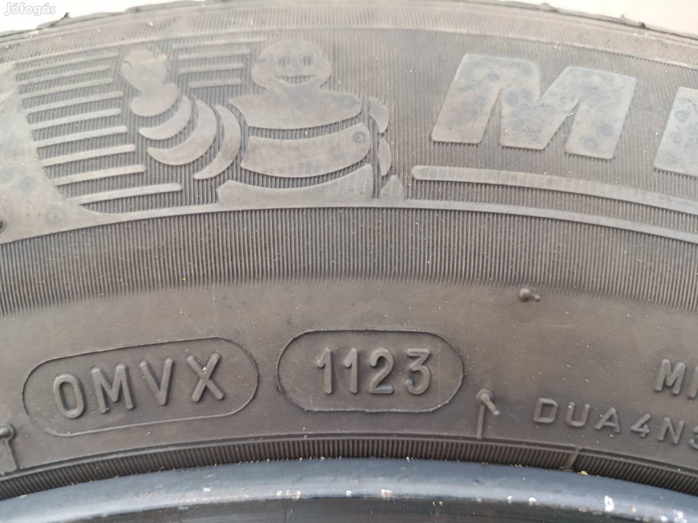 5x114,3 R15 lemezfelni 19565R15 nyári gumikkal