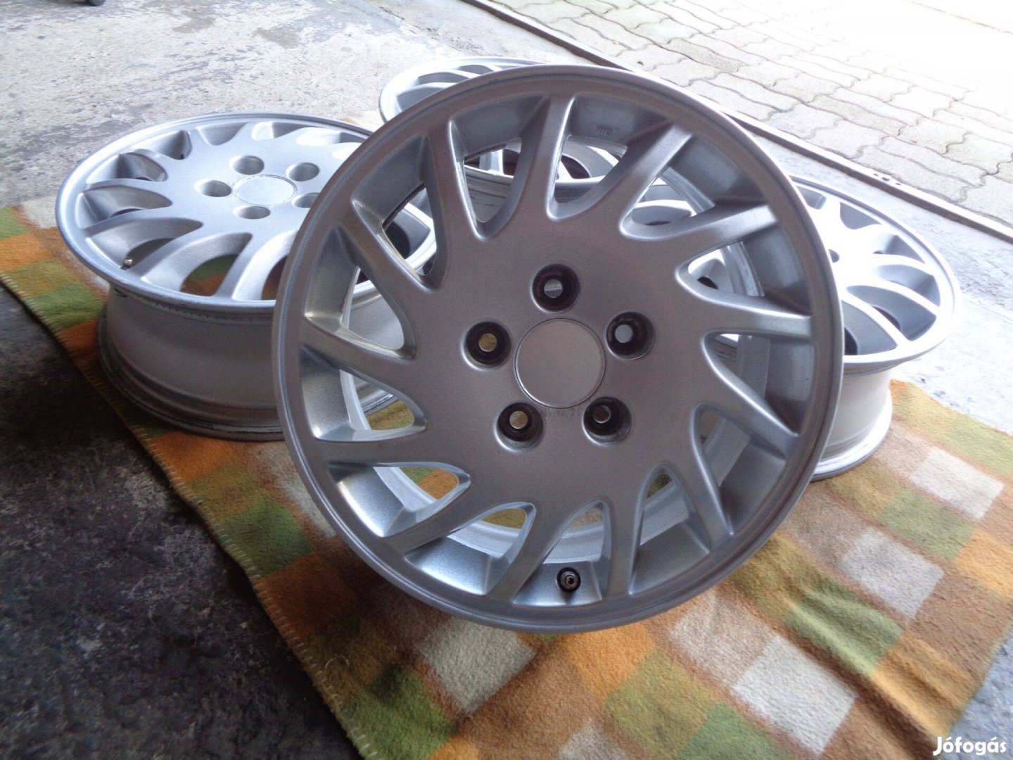 5x114,3 R16 Enkei Alufelni