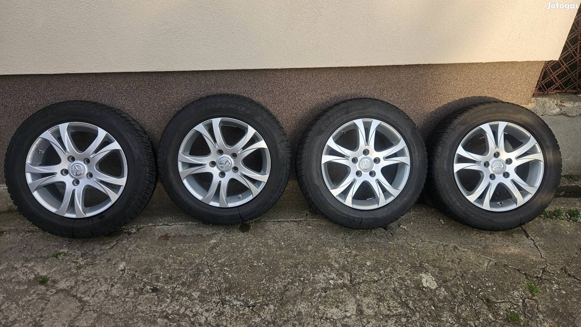 5x114,3 R16 Mazda téligumi garnitúra