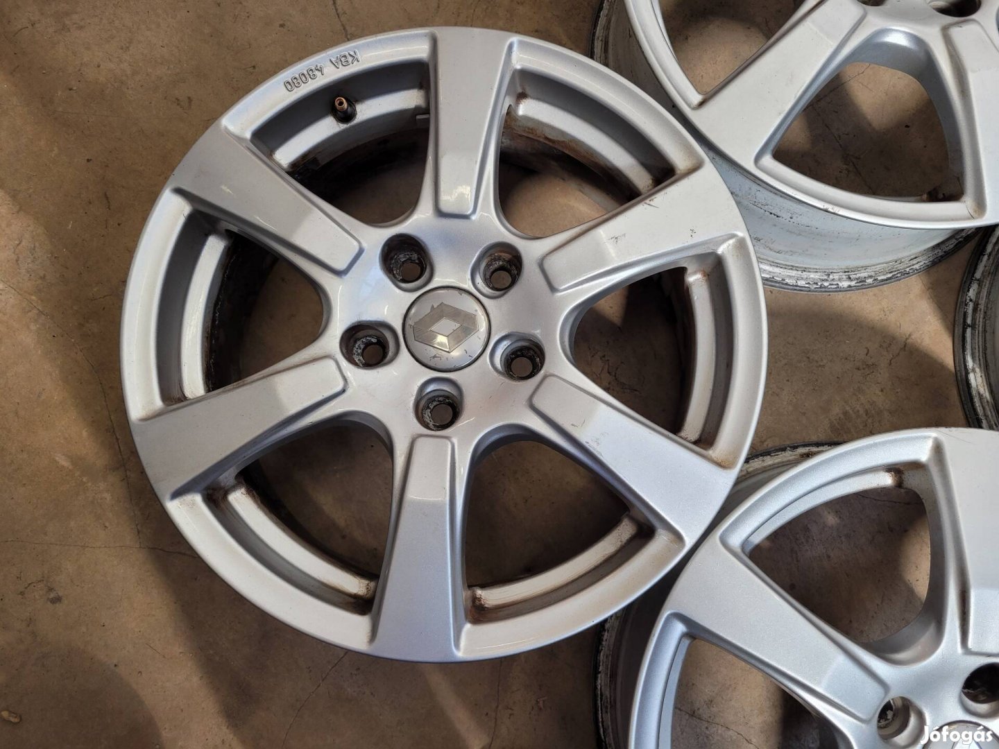 5x114,3 R16 Renault alufelni