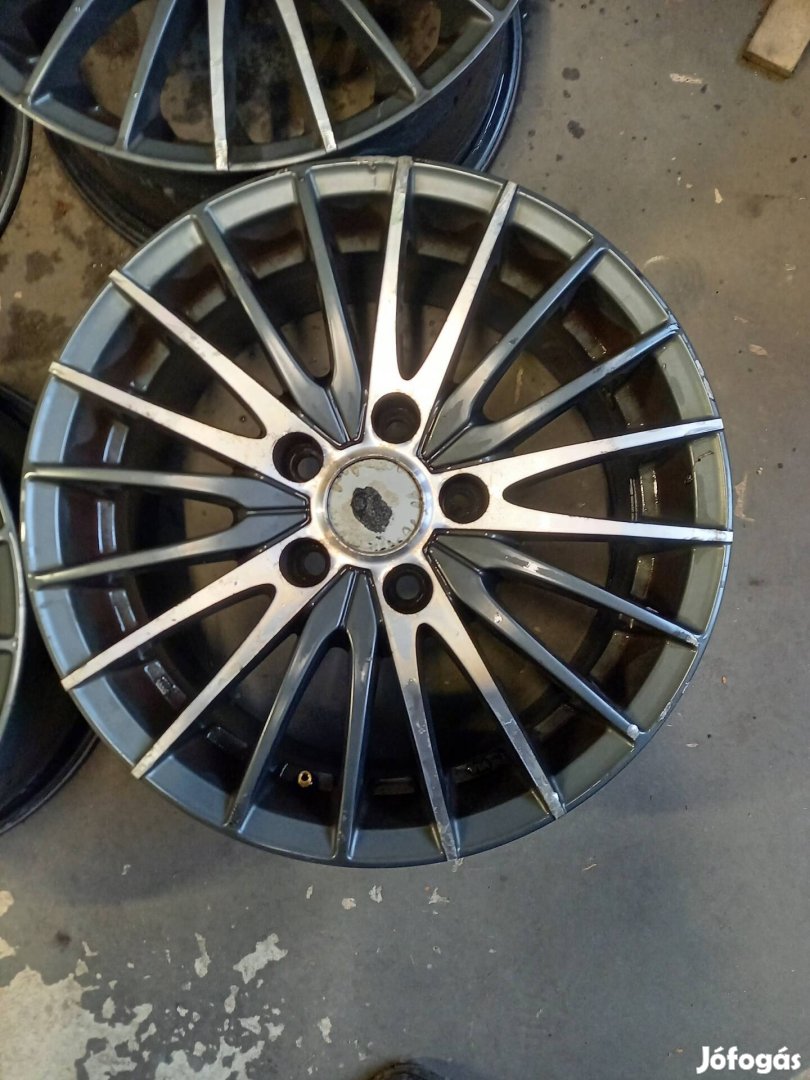 5x114.3 R16 alufelni  szett