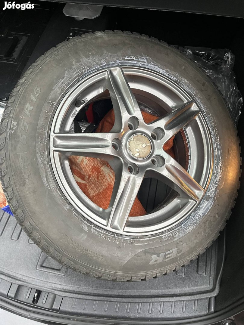 5x114,3 alufelni 195/65R15 téligumival