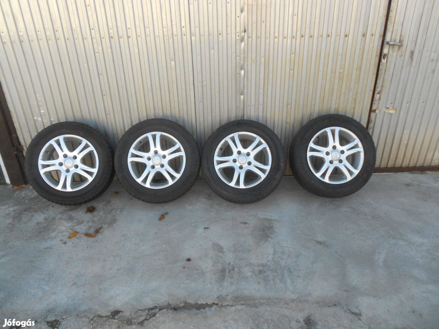 5x114.3 gyári Mazda 15" alufelni 15 coll
