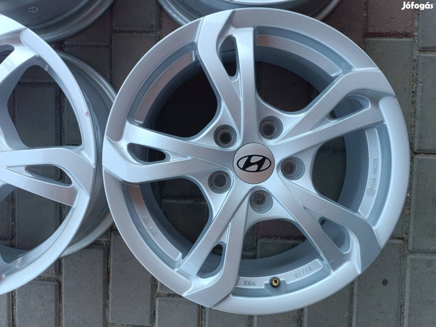 5x114,3 mm 6,5x16" r16 et45 gyári Hyundai,Kia alufelni garnitúra 