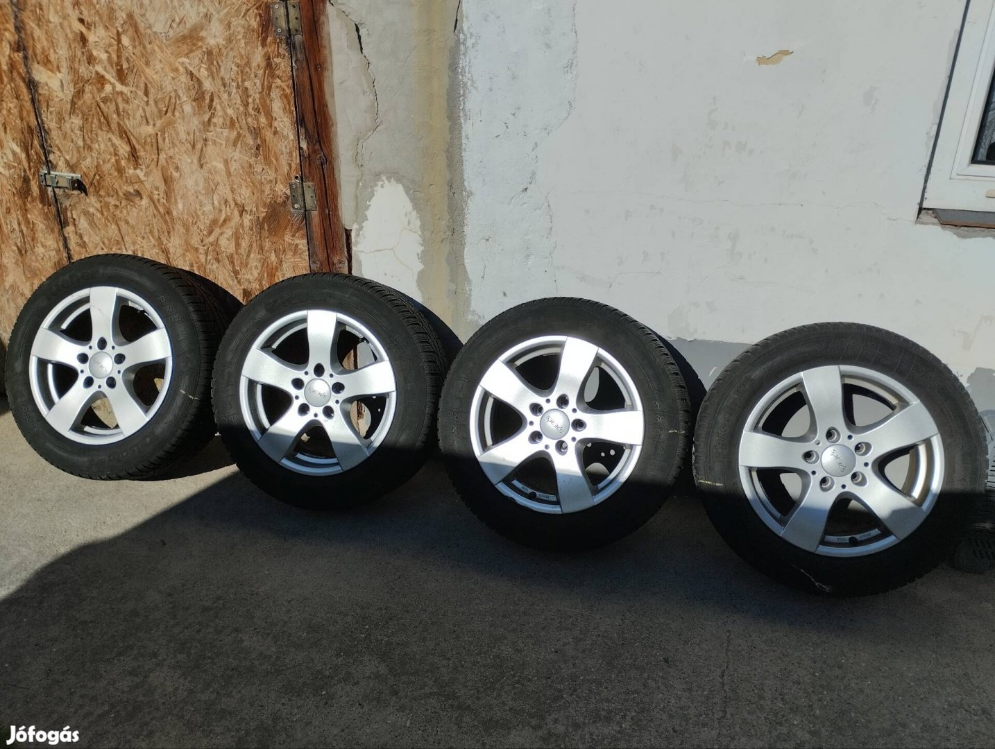 5x114,3 teli garnitúra Eladó!!!