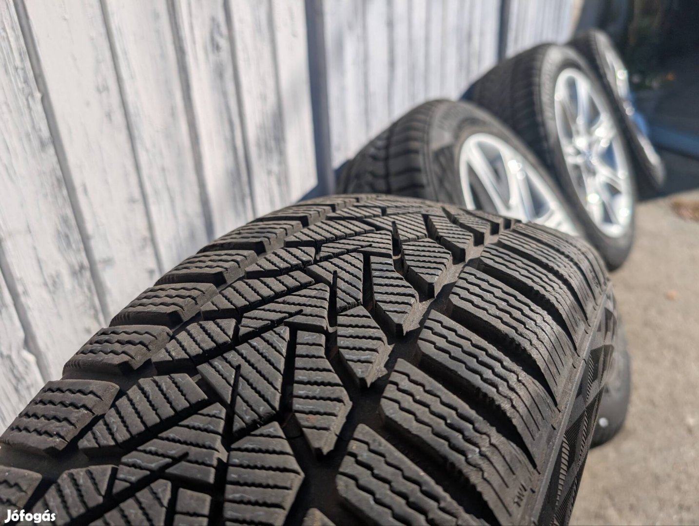 5x120 16 BMW alufelni téligumival 