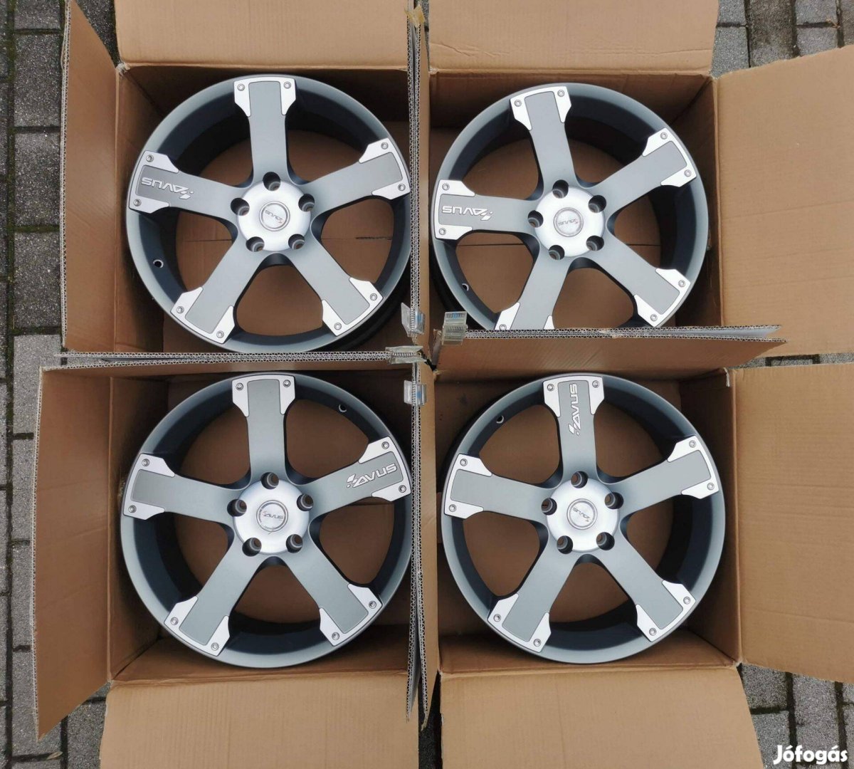 5x120 Avus 18" Alufelniszett új,dobozában (bolti ár 330e) BMW, Opel In