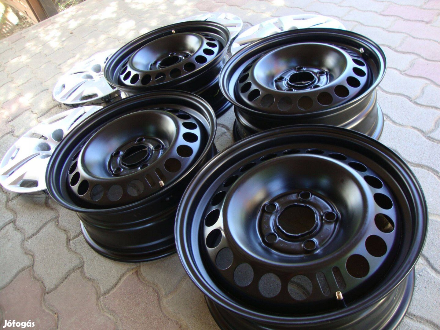 5x120 Opel Insignia 16" gyári lemezfelni dísztárcsával