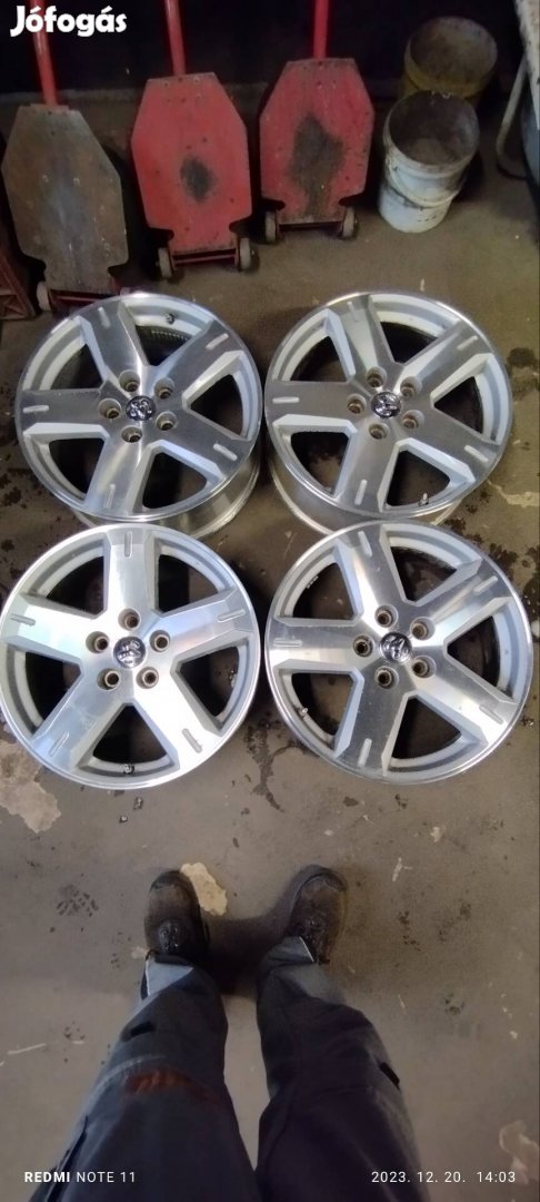 5x125 ös R19 es eredeti dodge alufelni szett 