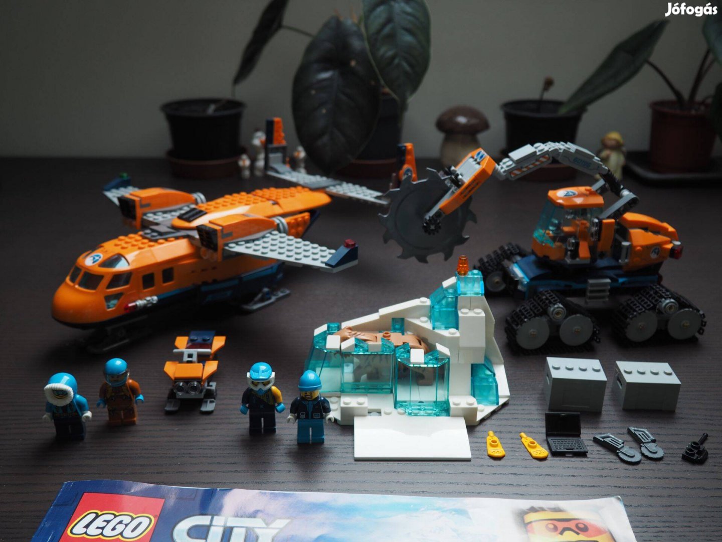 60196 LEGO City - Sarkvidéki szállító repülőgép