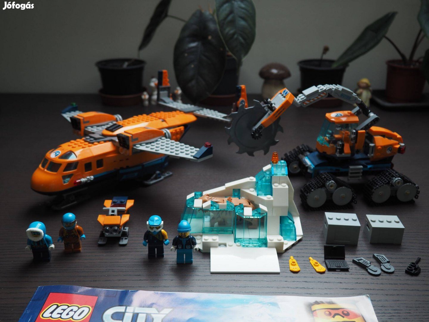 60196 LEGO City - Sarkvidéki szállító repülőgép