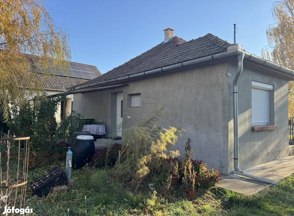 60 nm-es ház eladó Tenk #5081087