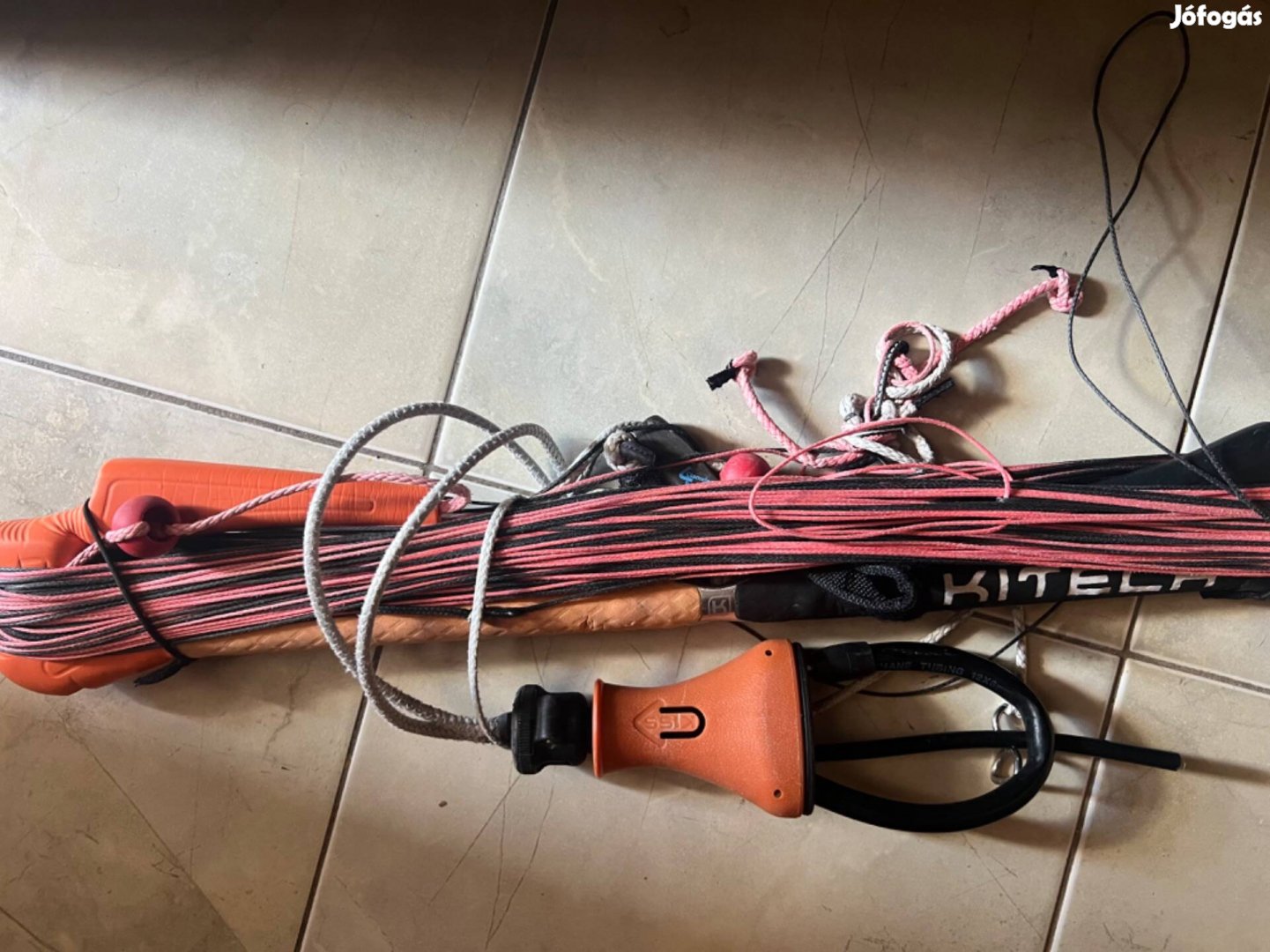 60cm-es Kitech bár