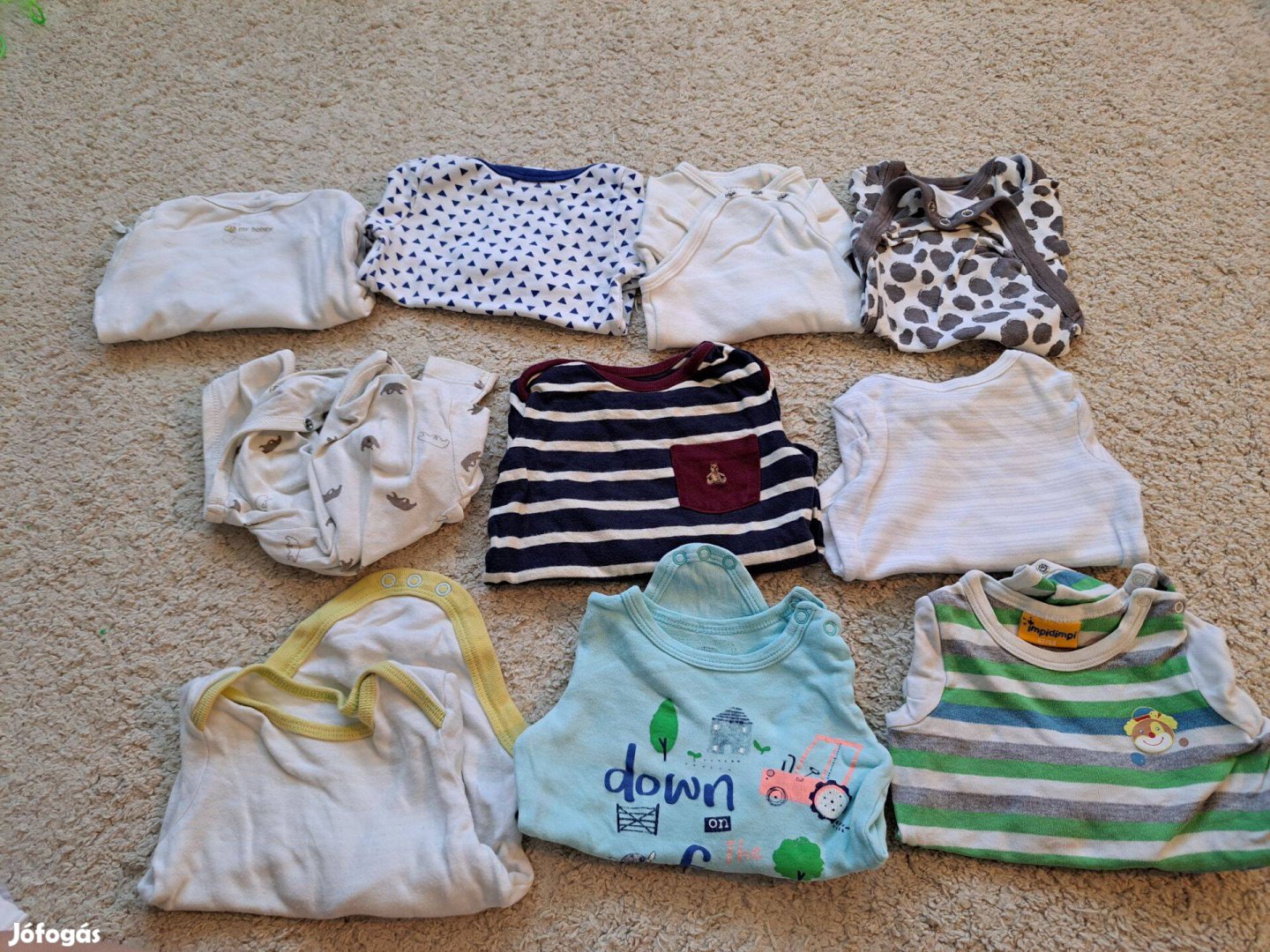 62-es fiú babaruha csomag 64db