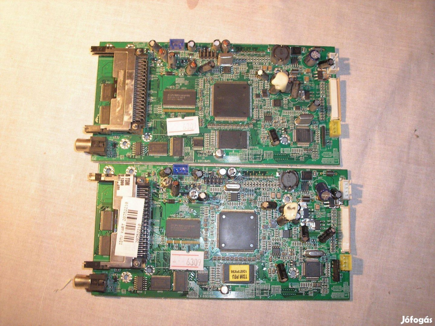 6309 Vestel Hitachi Technika digitális panel 16MB1300-1