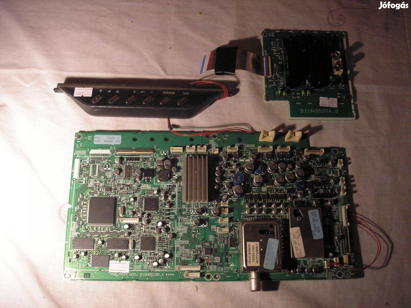 6340 Sanyo CE27LC3-C mainboard N2DJ B10N08100_A b10n0820a_b