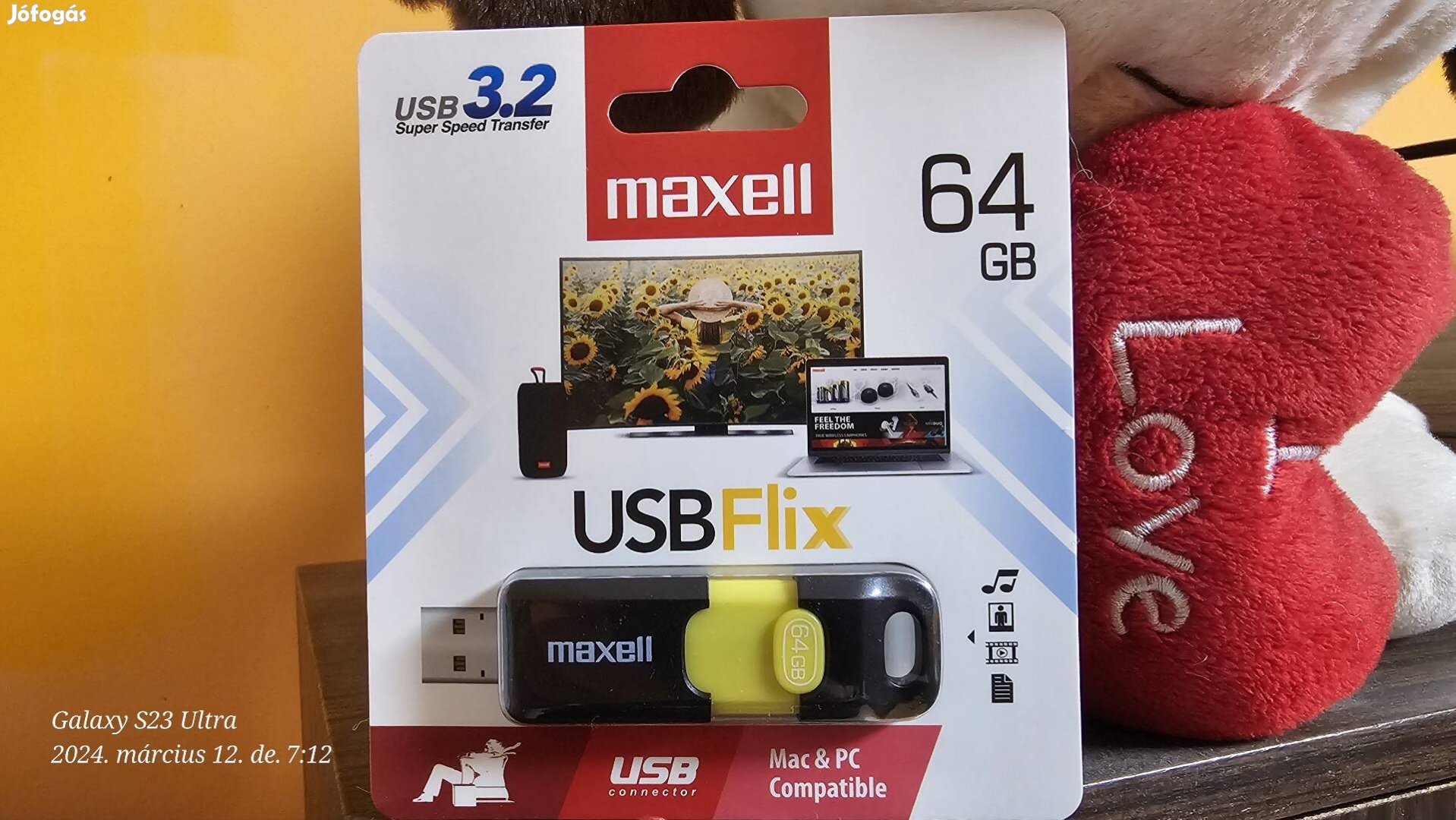 64gb új bontatlan Maxell 3.2 pendrive eladó 