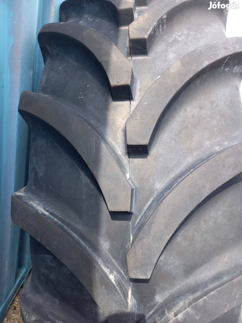 650/80R38 Vredestein Traktorgumi tulajdonképpen új 1db